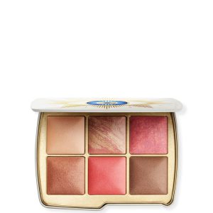 Hourglass pallete evil eye